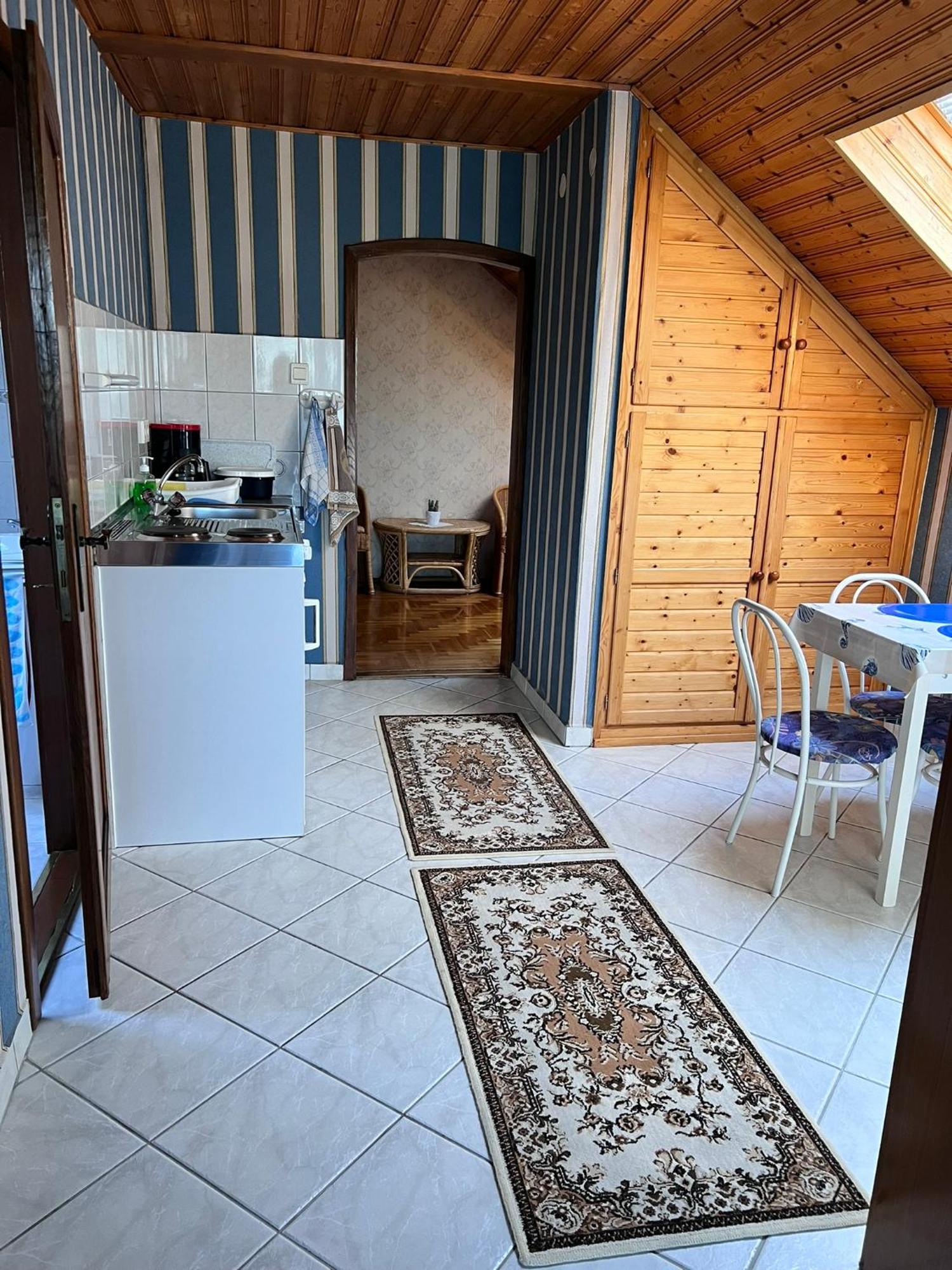 Horvath Apartaman Hévíz Exteriör bild